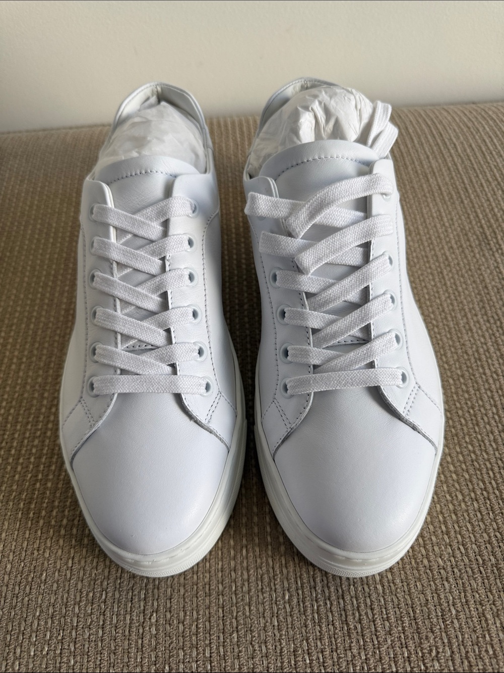 M. Gemi White Leather Shoe Box Label